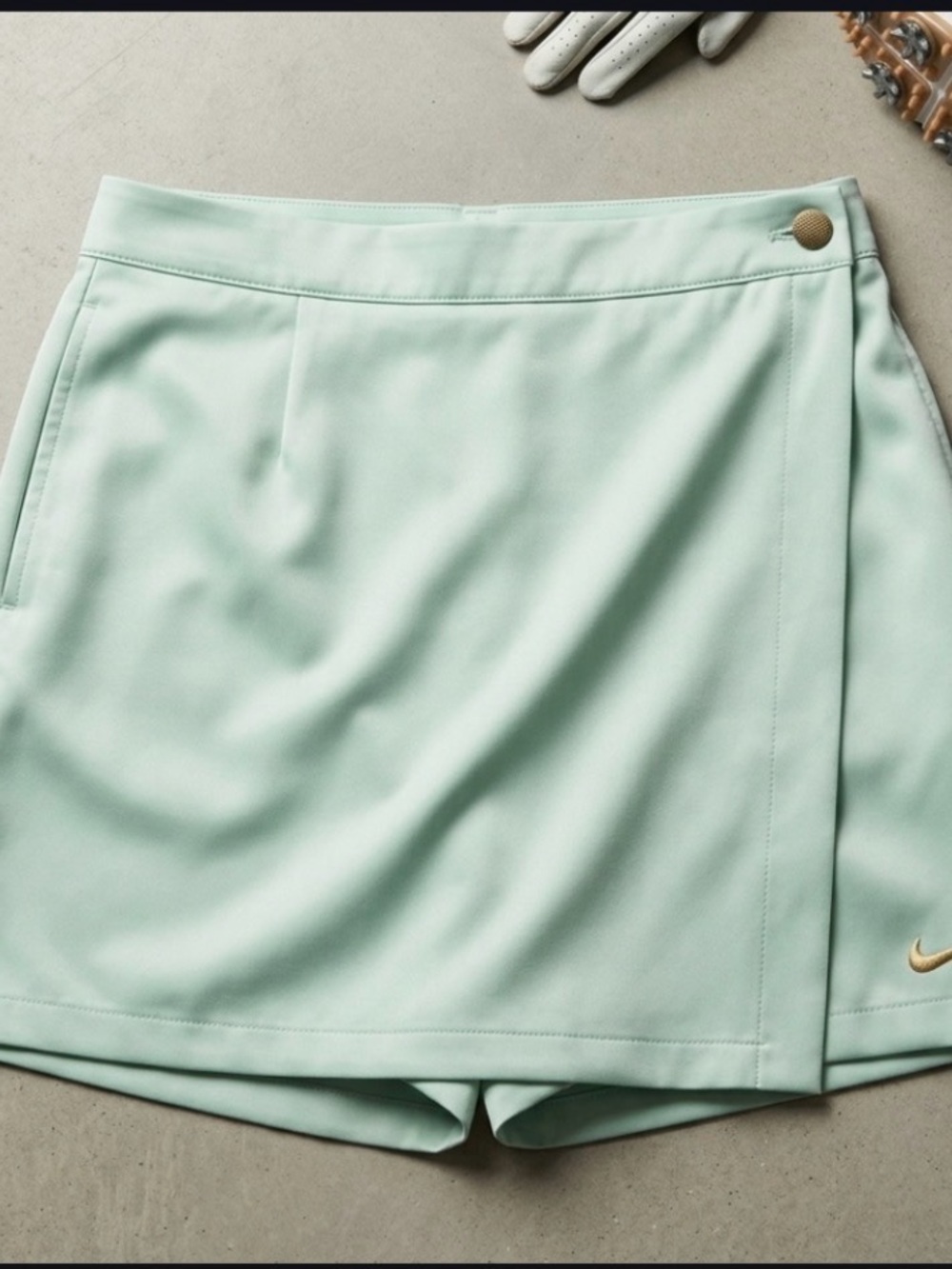 Nike Women's L  12  Mint Green Athletic golf Skort wrap  skirt